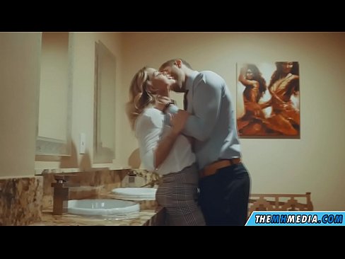 ❤️ Ketika seorang pirang berdada menggoda Anda di toilet umum ❤️❌ Porn keras di porno id.high-pass.ru